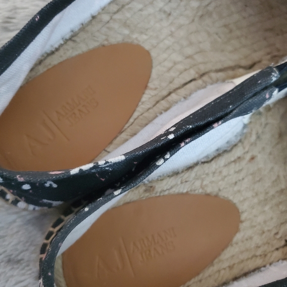 Armani Jeans espadrilles NWOT - Picture 3 of 4